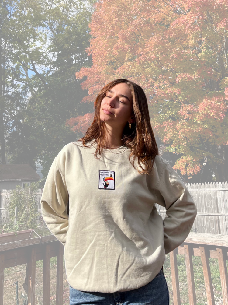 Vintage Vibe Guinness Embroidered Crewneck (M)