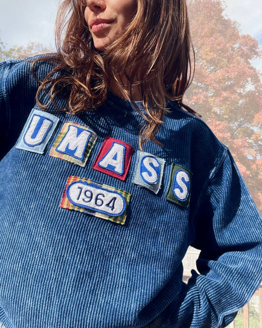 Vintage Inspired UMass Crew (M)