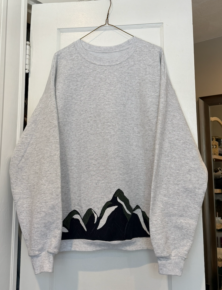 Mountain Patchwork Crew (L)